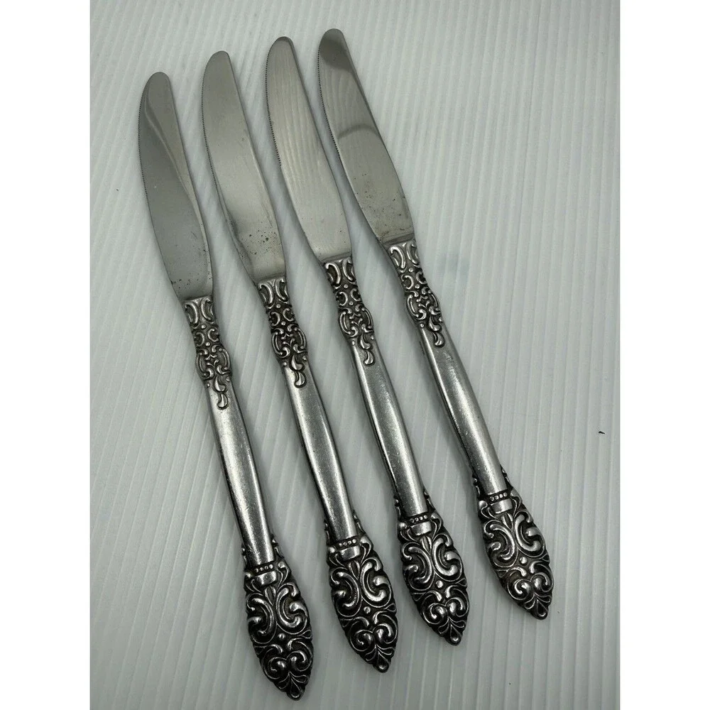UNF86 Nordic Pattern Stainless Flatware Japan 4 Dinner Knives Preowned